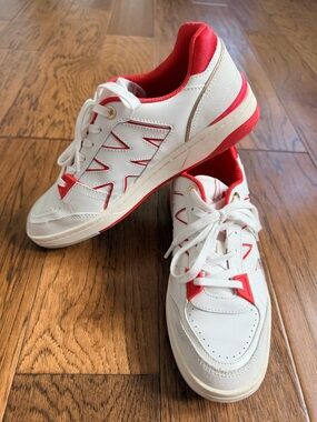 Michael Kors White Red Sneakers Size 8.5 Lace Up Casual Designer Shoes